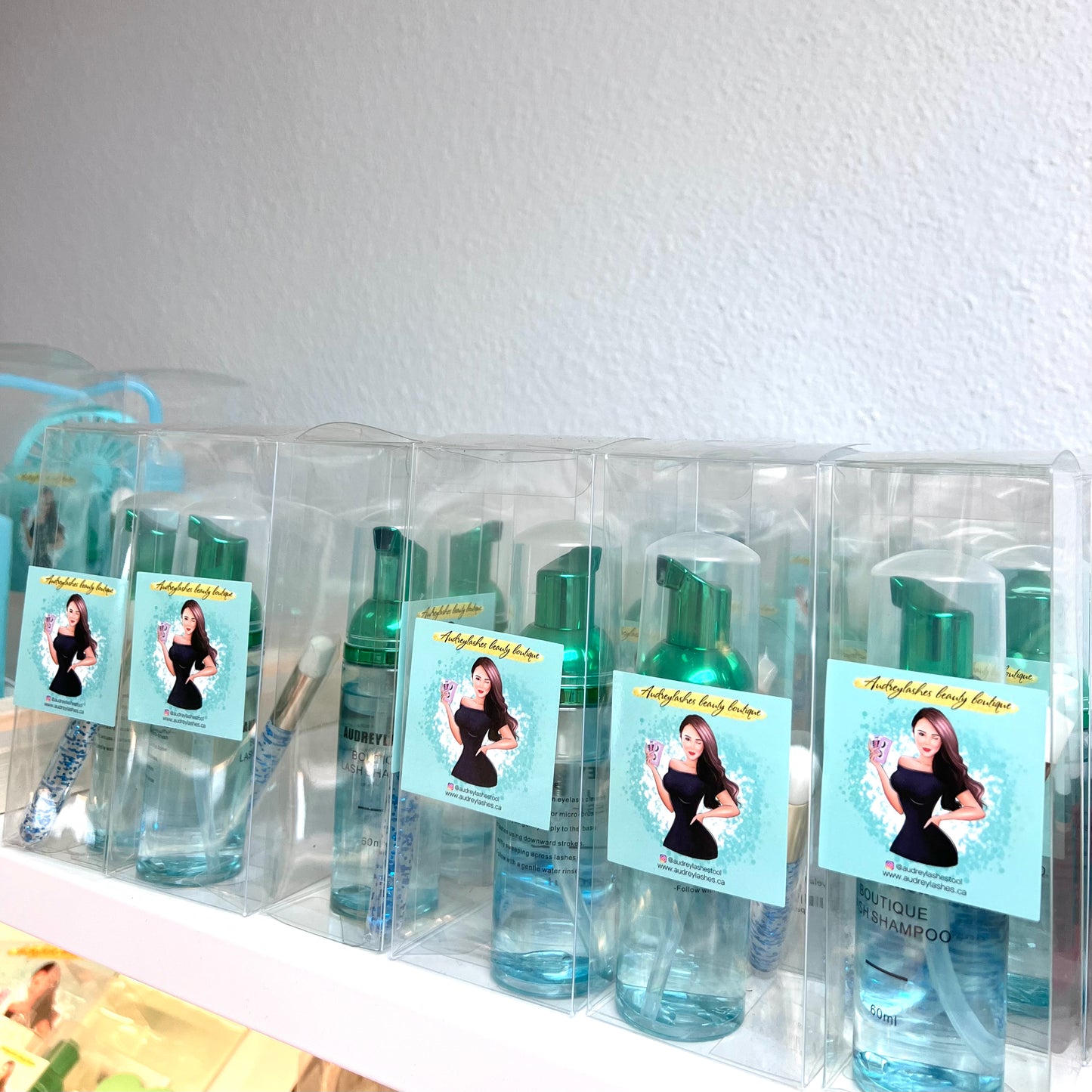 LASH SHAMPOO