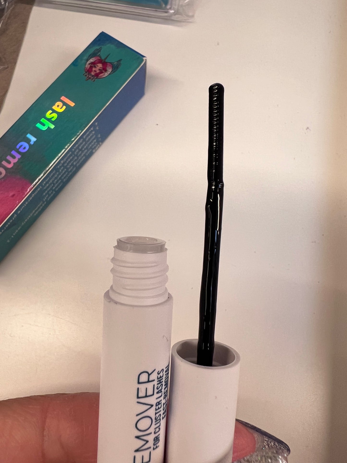 Cluster Lashes Glue Remover